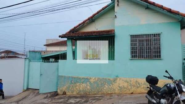 Casa à venda no bairro jardim Noronha em Pouso Alegre/MG