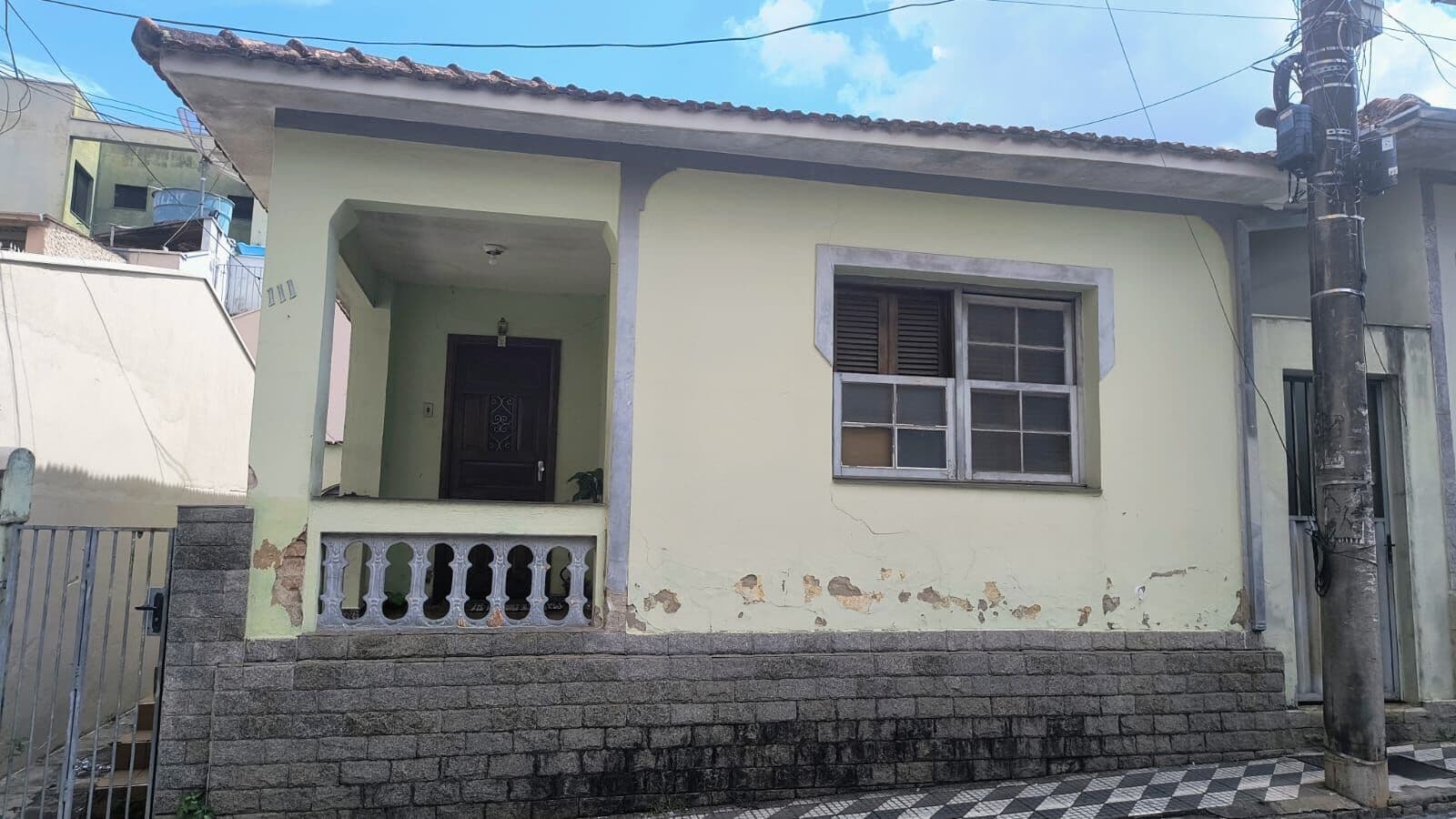 Casa - R$ 350.000,00