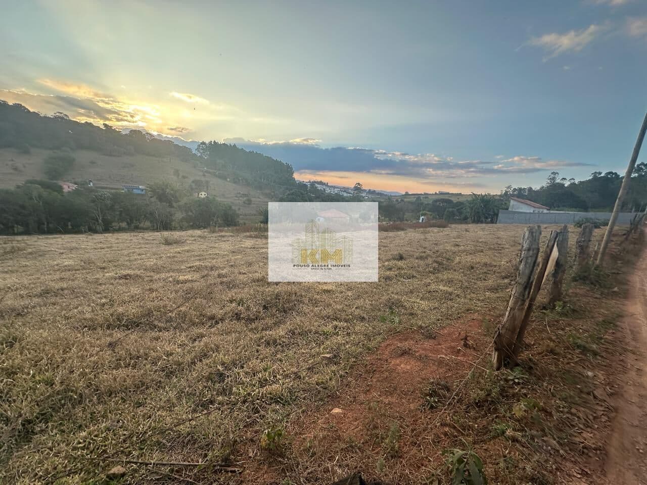 Terreno à venda - R$1.600.000,00