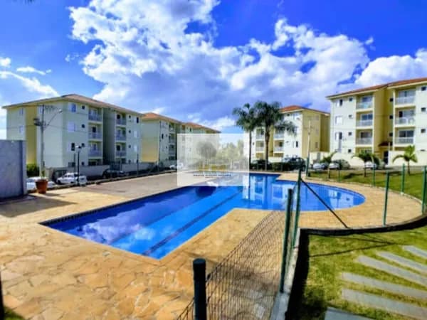 Apartamento à Venda no Jardim Califórnia - R$ 300.000,00