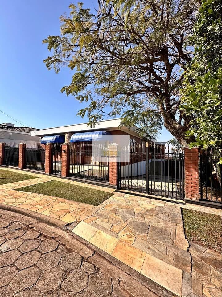 Casa de Alto Padrão no estilo rústico – Santa Doroteia - R$1.500.000,00