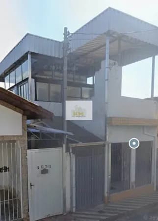 Sobrado em Pouso Alegre - Saude