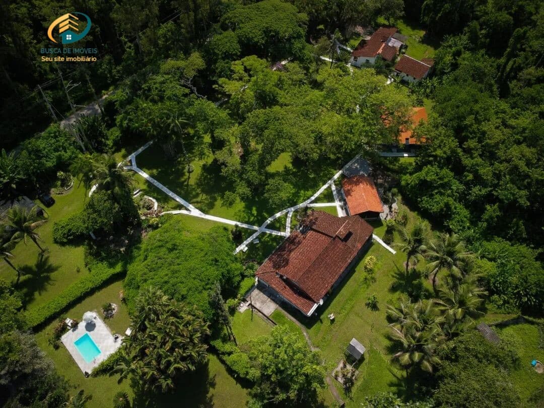 Terreno em Loteamento, com pousada
