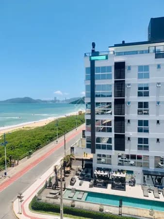 Brava Prime | Apartamento de alto padrão, semimobiliado, de frente para o mar