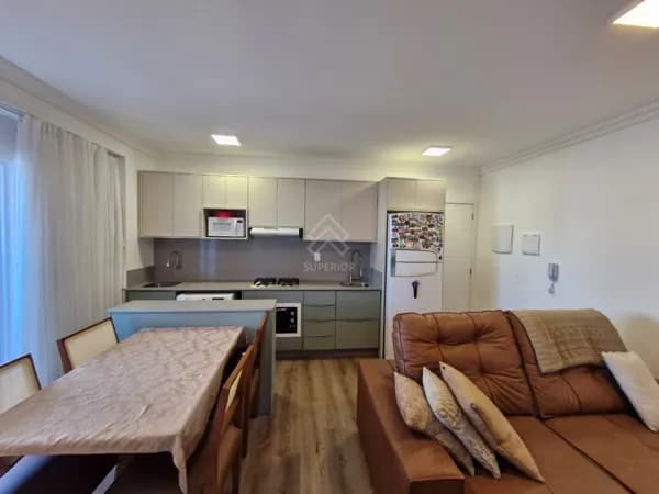Apartamento finamente mobiliado no Libra Concept Residence – exclusividade e conforto em cada detalhe.