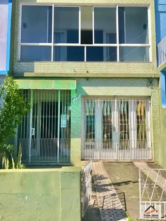 Sobrado em Rio Grande - Cidade Nova
