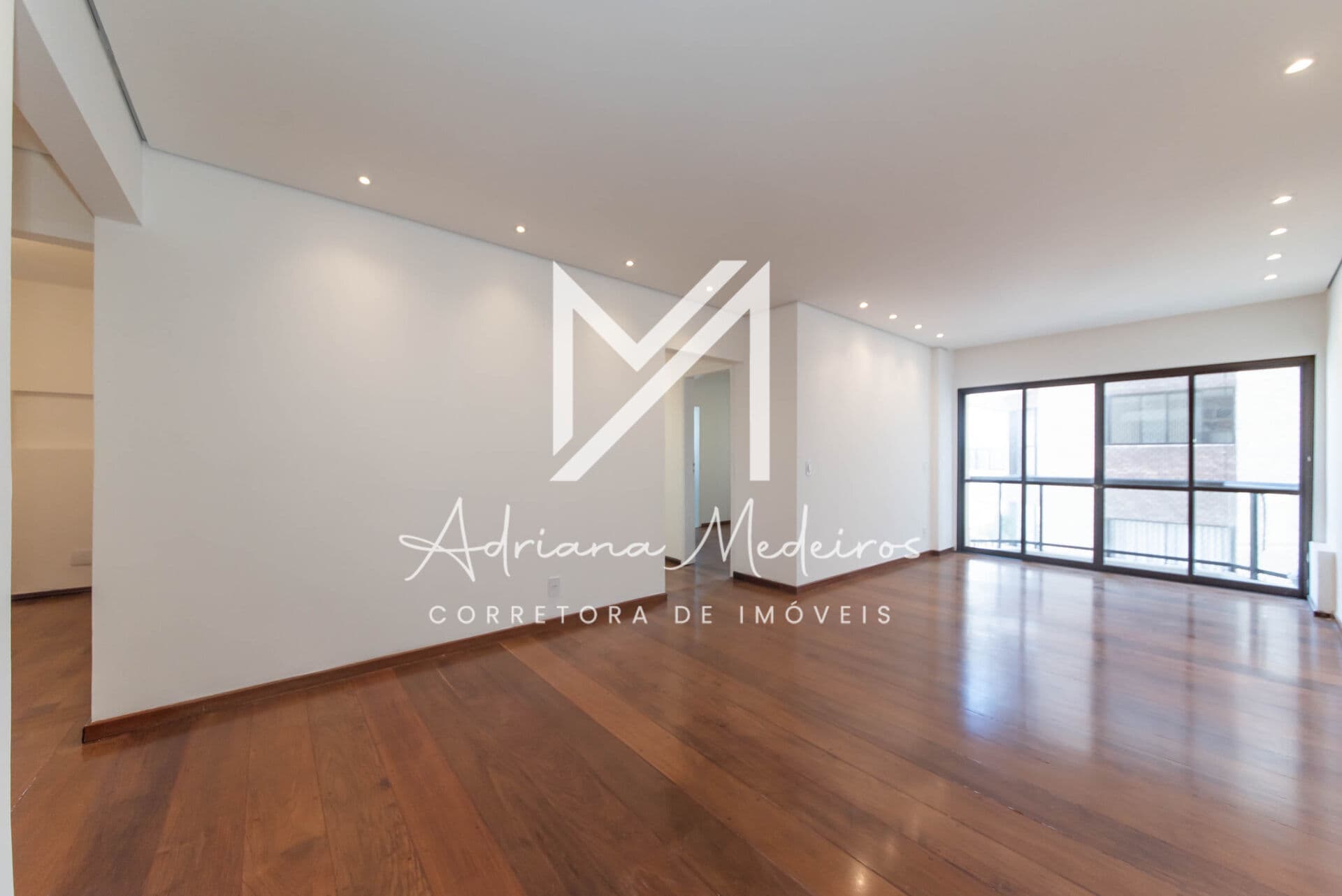 Apartamento no Condomínio Normandia