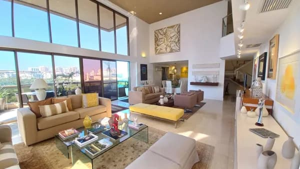 Apartamento de Luxo, Duplex, Península - 4 Suítes - Vista Lagoa