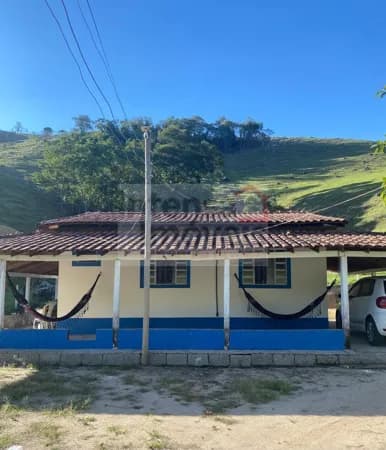 Fazenda/Sítios/Chácaras em Natividade da Serra - Centro