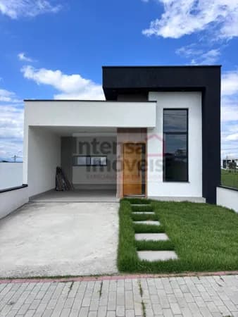 Casa de Condomínio em Pindamonhangaba - Residencial e Comercial Bosque da Imperatriz