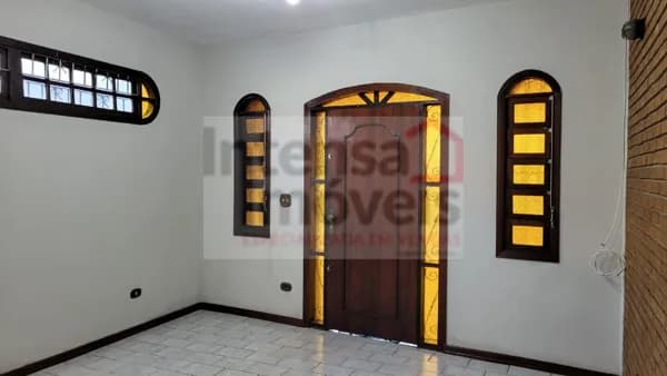 Casa em Taubaté - Vila Nossa Senhora das Graças