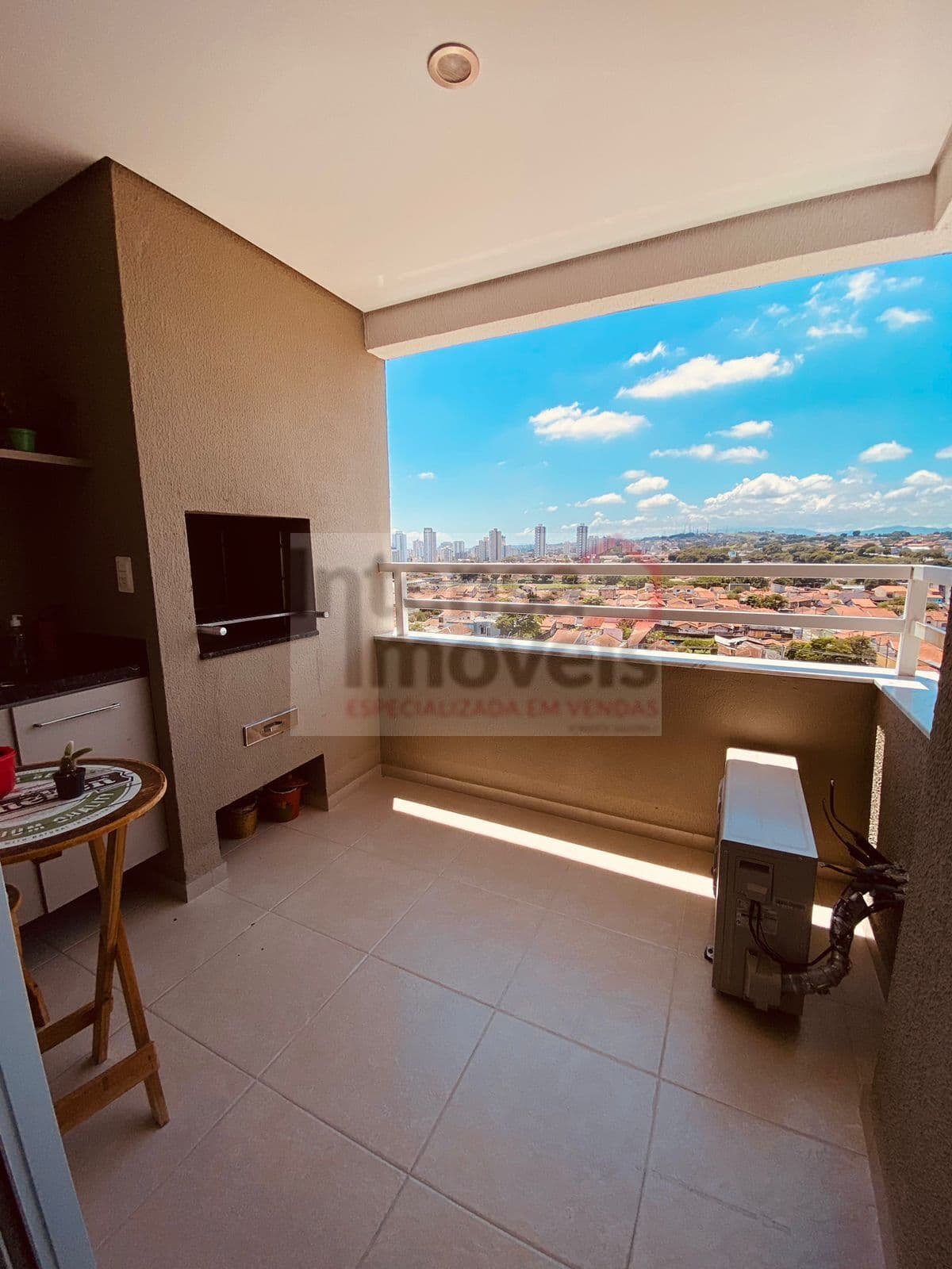 Apartamento , 02 Dormitórios , Suíte , vaga coberta, sacada gourmet , Piscina , Salão de Festas !