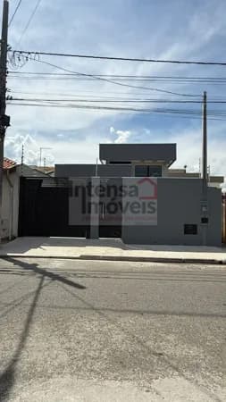 Casa em Pindamonhangaba - Residencial Parque das Palmeiras