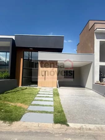 Casa de Condomínio em Pindamonhangaba - Parque São Benedito