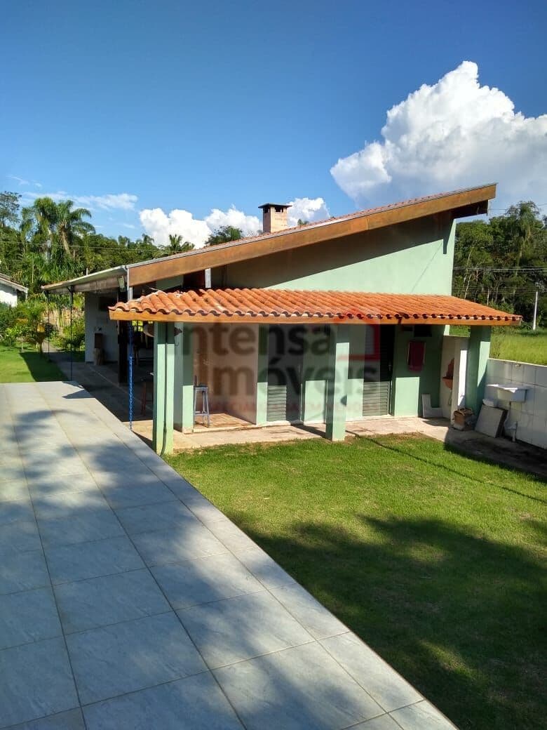 Fazenda/Sítios/Chácaras em Pindamonhangaba - Mandú