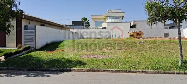 Lote/Terreno em Taubaté - Piracangaguá