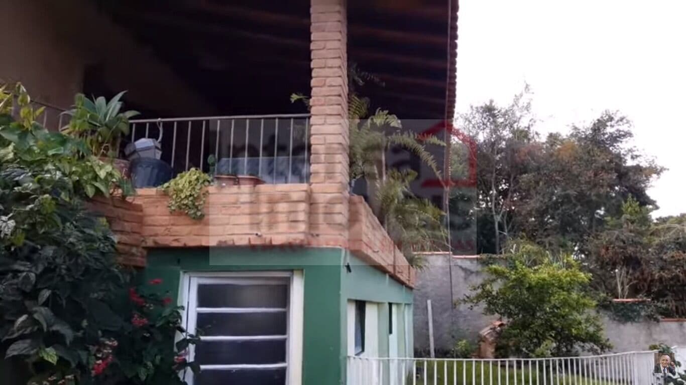 Fazenda/Sítios/Chácaras em Pindamonhangaba - Borba