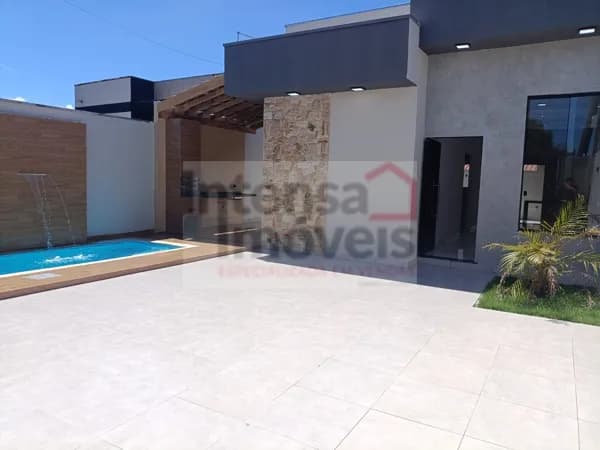Casa em Pindamonhangaba - Loteamento Residencial e Comercial Flamboyant