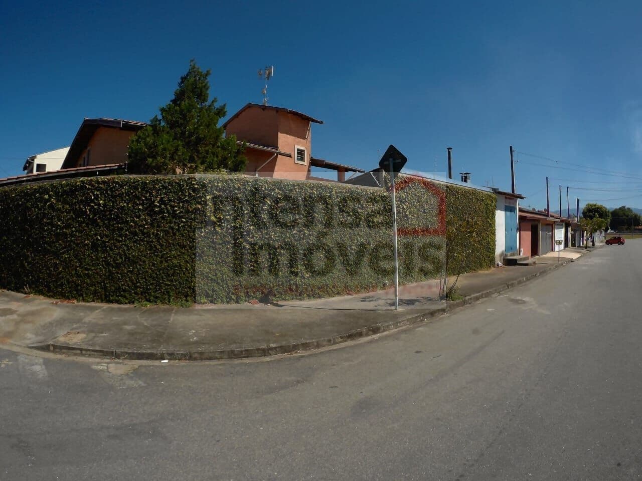 Sobrado em Taubaté - Loteamento Vila Olímpia