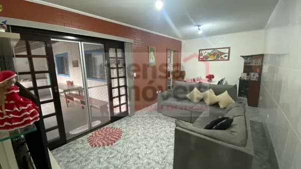 Casa em Taubaté - Chácara São Silvestre