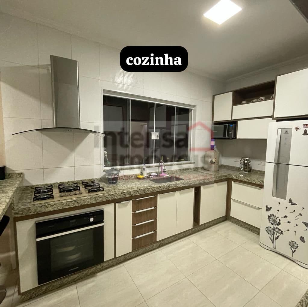 Casa em Tremembé - Loteamento Residencial e Comercial Parque Central Flamboyant