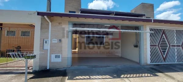 Sobrado em Pindamonhangaba - Alto do Cardoso