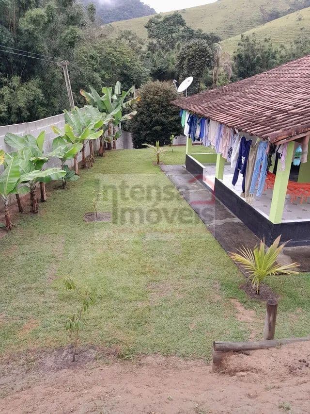 Fazenda/Sítios/Chácaras em Jambeiro - Centro