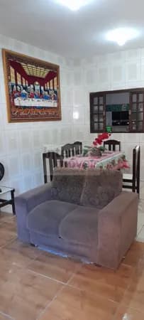 Sobrado em Taubaté - Jardim Gurilândia