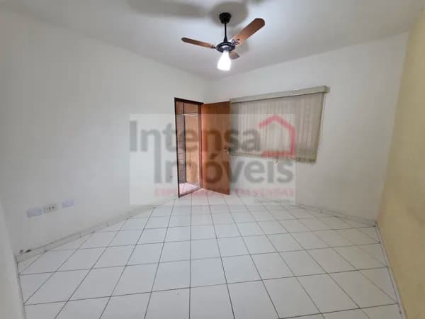 Sobrado em Taubaté - Esplanada Santa Terezinha