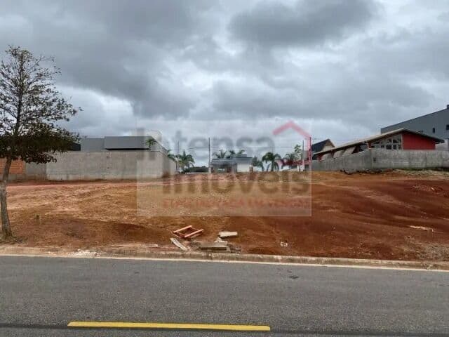 Lote/Terreno em Taubaté - Condominio Cataguá Way