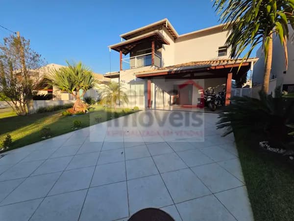 Sobrado em Pindamonhangaba - Loteamento Residencial Reserva dos Lagos