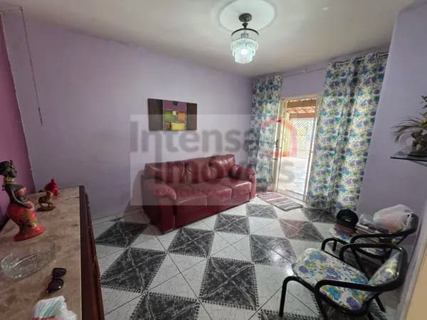 Casa em Taubaté - Estiva