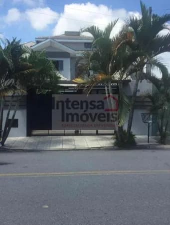 Sobrado em Taubaté - Parque Aeroporto