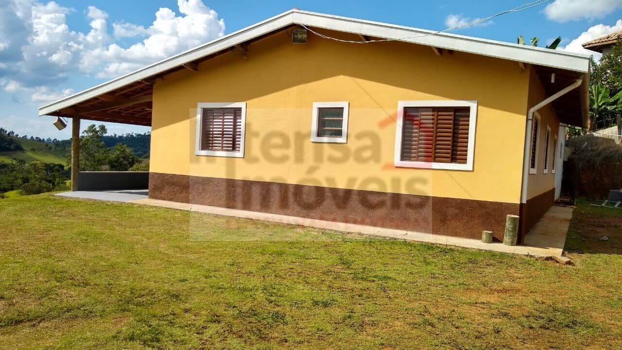 Fazenda/Sítios/Chácaras em Paraibuna - Varjão