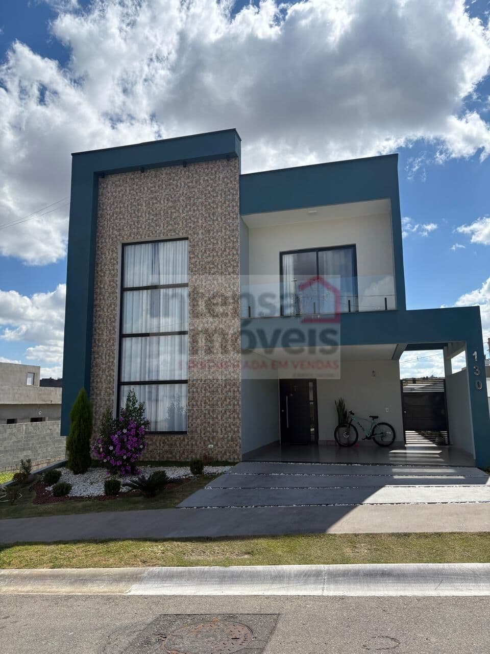 Sobrado em Taubaté - Vale dos Cristais