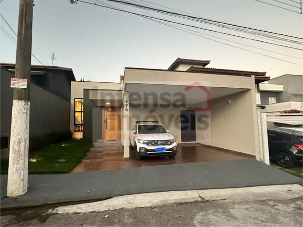 Casa de Condomínio em Taubaté - Jardim Independência