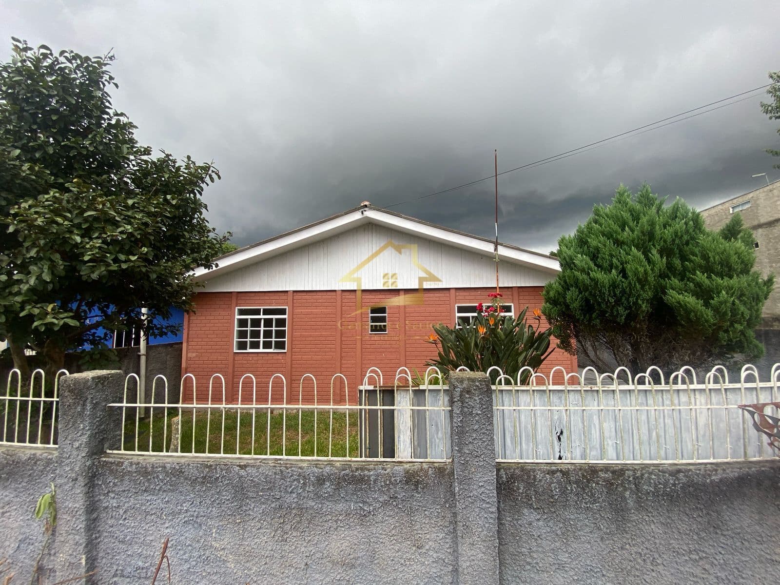 ÓTIMA CASA PARA VENDA NO JARDIM MENINO DEUS