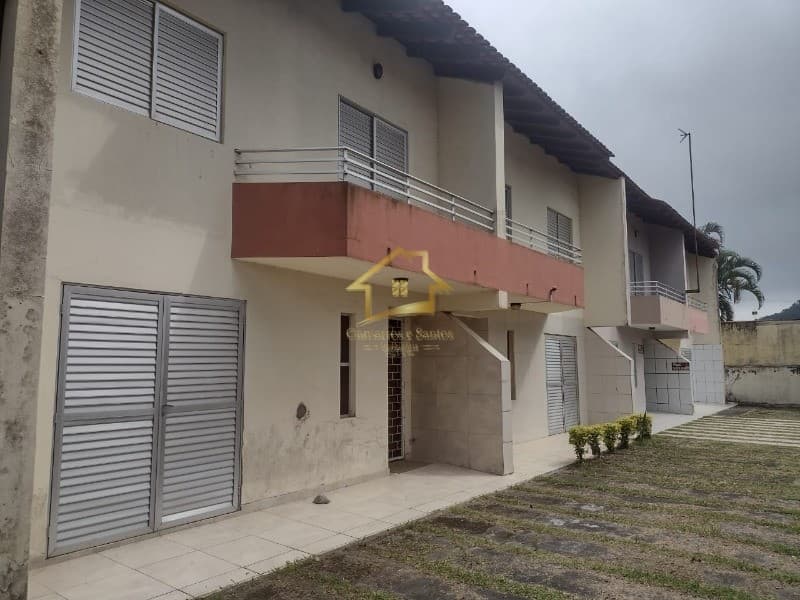 SOBRADO EM CAIOBA