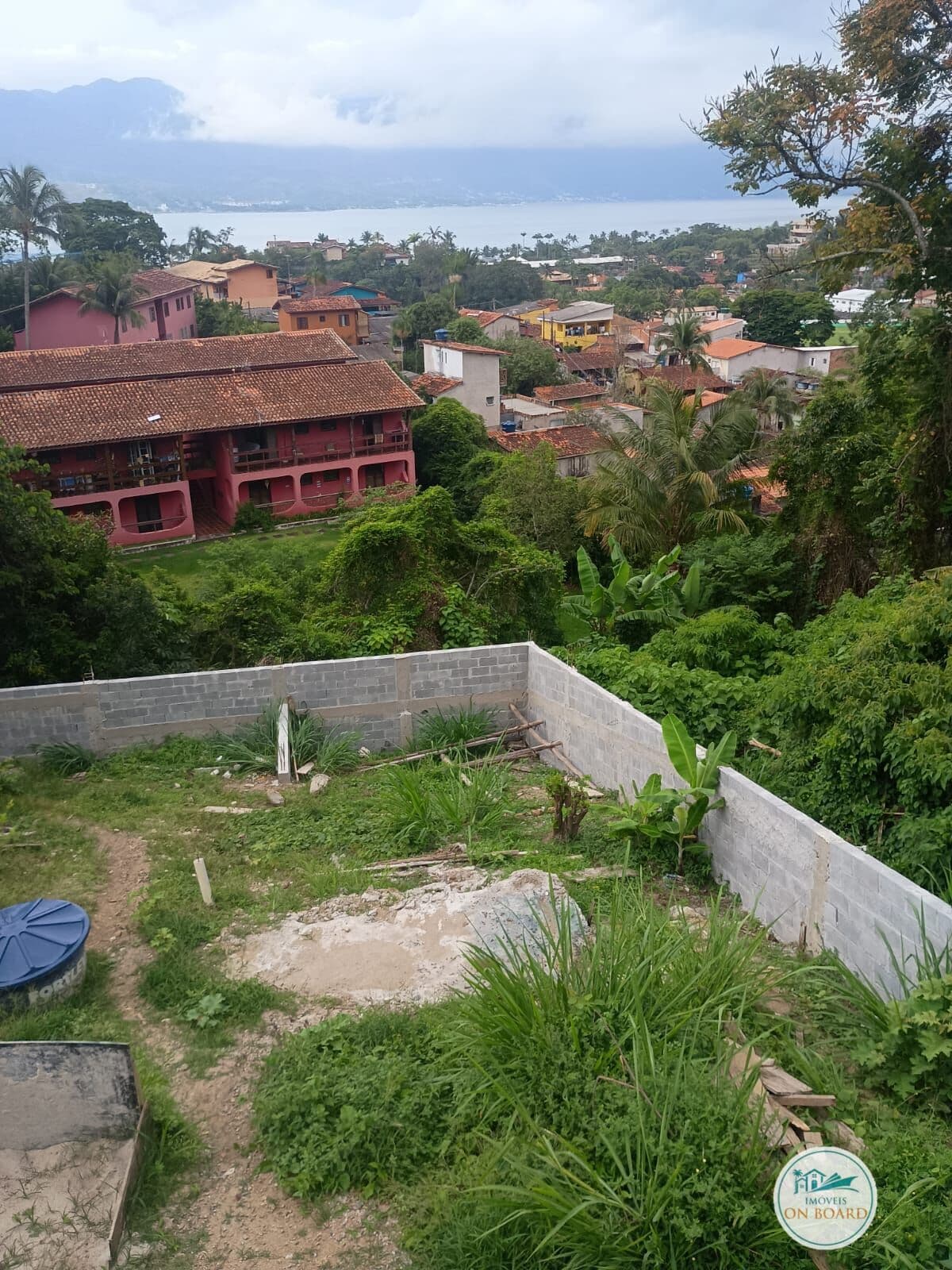 Lote/Terreno em Ilhabela - Itaguassu