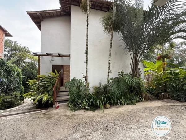 Casa Alto Padrão em condomínio na Costeira em Ilhabela/SP