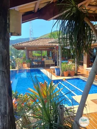 casa alto padrão com vista em condomínio