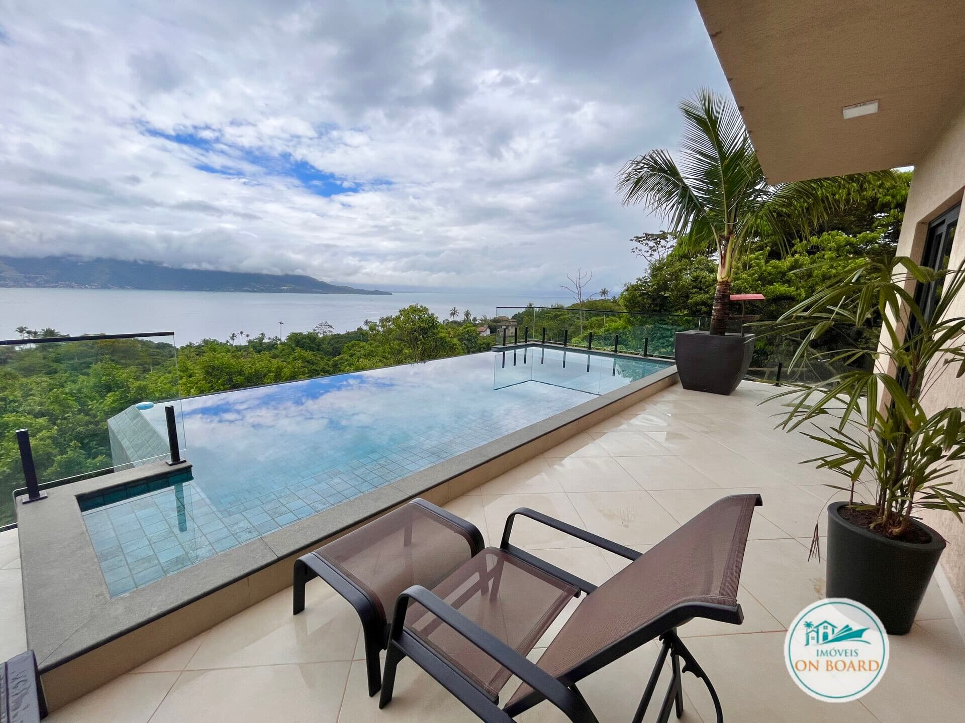 CASA NOVA COM 5 SUÍTES COM UMA VISTA MARAVILHOSA