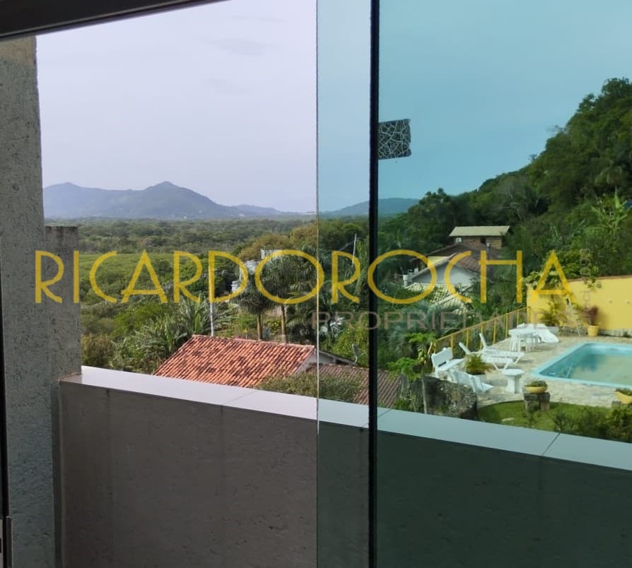 Lindo Dúplex Junto a Natureza em Florianópolis -SC
