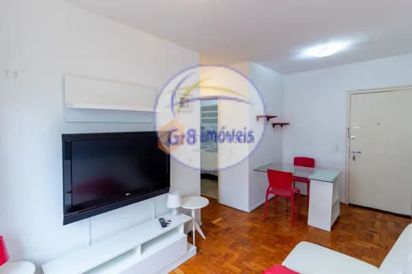 Apartamento próximo a estação Lilás do metrô! Moema Pássaros!