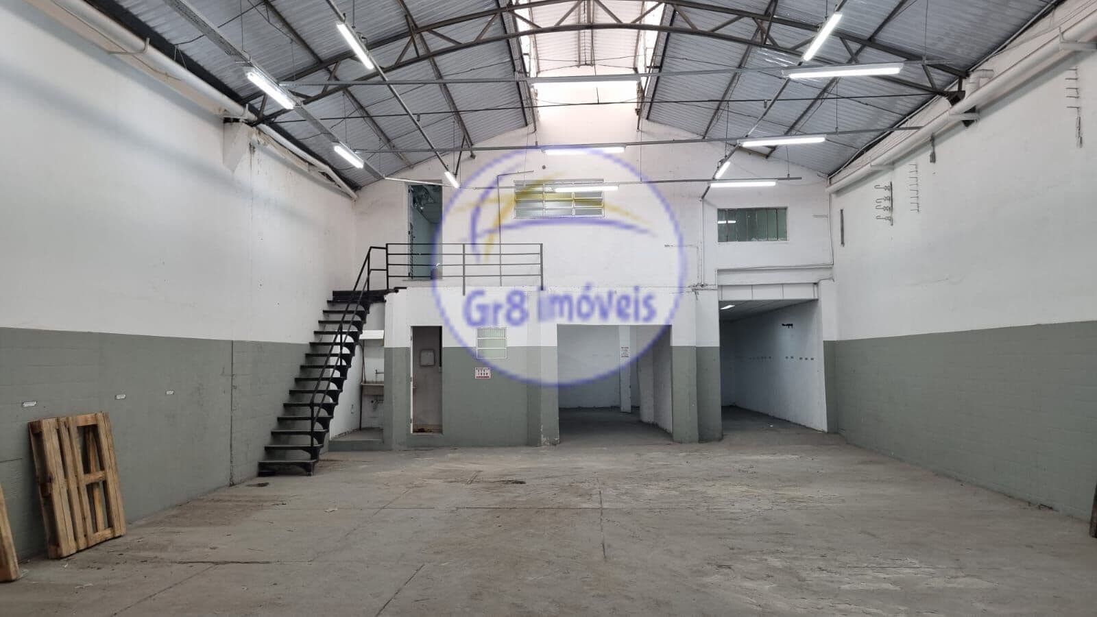 Galpão/Depósito/Armazém em São Paulo - Água Branca