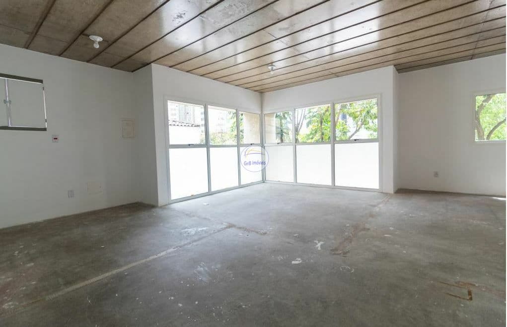 Conjunto Comercial próximo ao Shopping Ibirapuera e Metrô Eucaliptos!