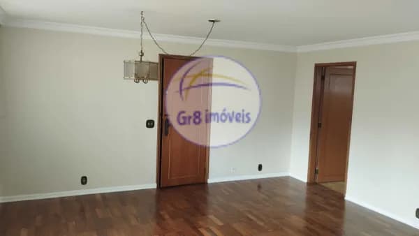 Apartamento em Perdizes próximo da PUC, com 2 vagas de garagem!