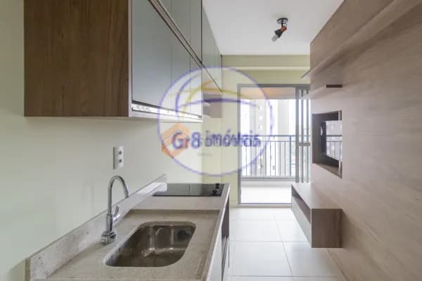 Studio Mobiliado e próximo ao metrô Eucaliptos!