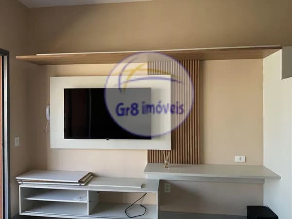 Studio Mobiliado a 1 minuto à pé do metrô Borba Gato!