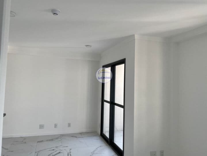 Studio Novo e personalizado colado ao Metrô São Judas!